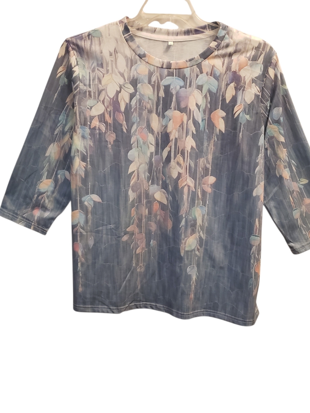Womens XL relaxed blue floral cascade crewneck blouse. New 7081